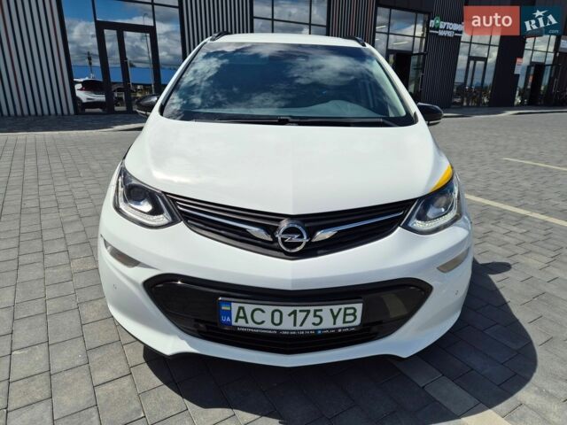 Белый Опель Ampera-e, объемом двигателя 0 л и пробегом 119 тыс. км за 14800 $, фото 61 на Automoto.ua