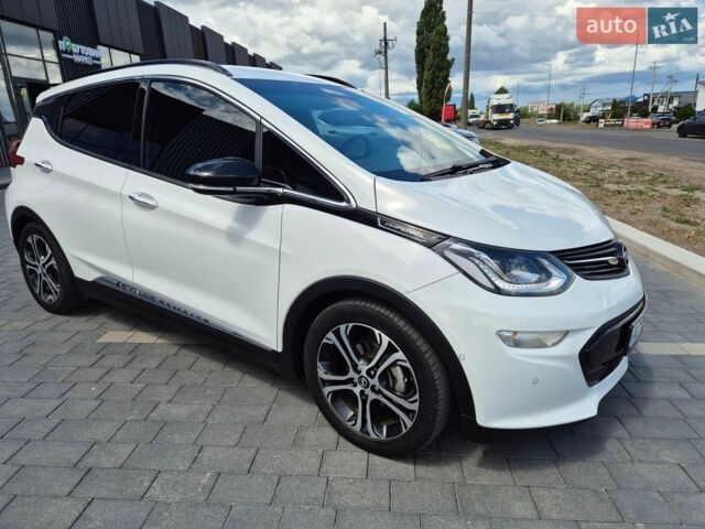 Белый Опель Ampera-e, объемом двигателя 0 л и пробегом 119 тыс. км за 14800 $, фото 45 на Automoto.ua