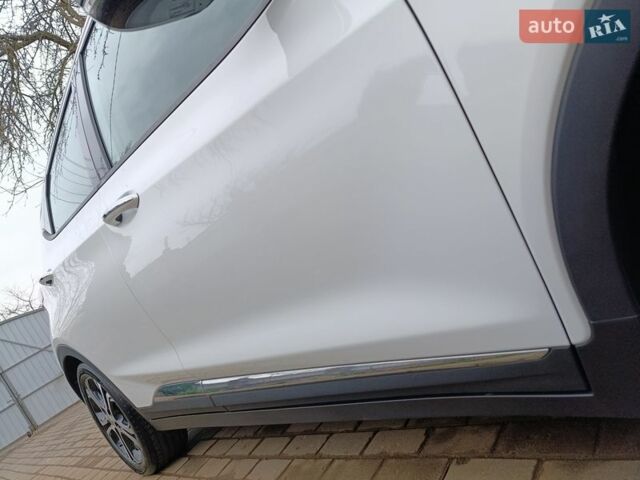 Білий Опель Ampera-e, об'ємом двигуна 0 л та пробігом 160 тис. км за 13700 $, фото 5 на Automoto.ua