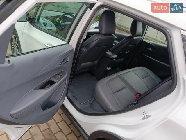 Білий Опель Ampera-e, об'ємом двигуна 0 л та пробігом 160 тис. км за 13700 $, фото 57 на Automoto.ua