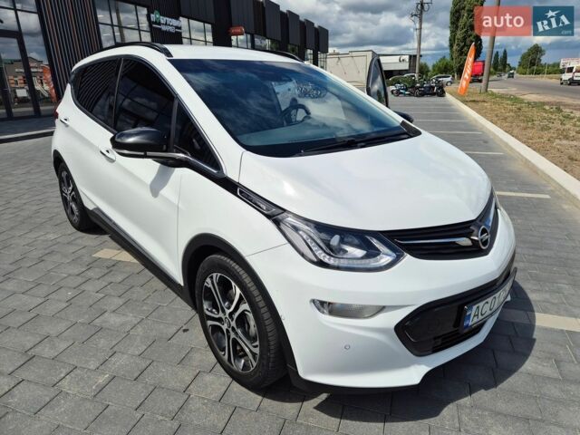 Белый Опель Ampera-e, объемом двигателя 0 л и пробегом 119 тыс. км за 14800 $, фото 5 на Automoto.ua