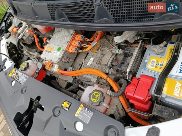 Білий Опель Ampera-e, об'ємом двигуна 0 л та пробігом 160 тис. км за 13700 $, фото 100 на Automoto.ua