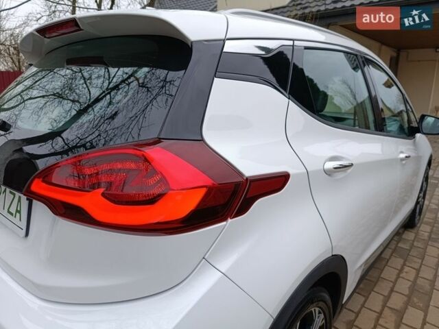 Білий Опель Ampera-e, об'ємом двигуна 0 л та пробігом 160 тис. км за 13700 $, фото 10 на Automoto.ua