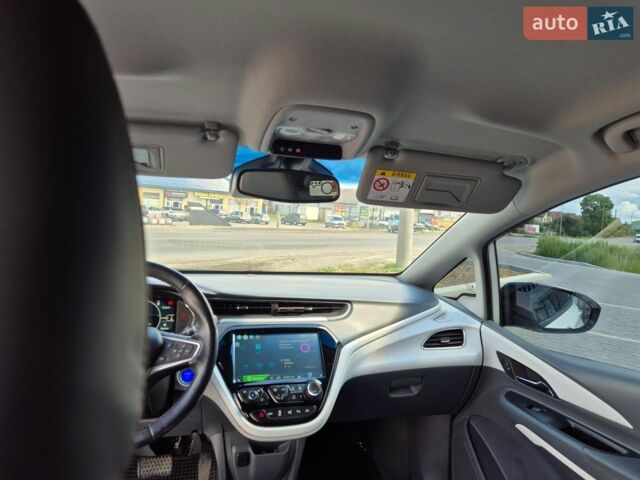 Белый Опель Ampera-e, объемом двигателя 0 л и пробегом 119 тыс. км за 14800 $, фото 18 на Automoto.ua