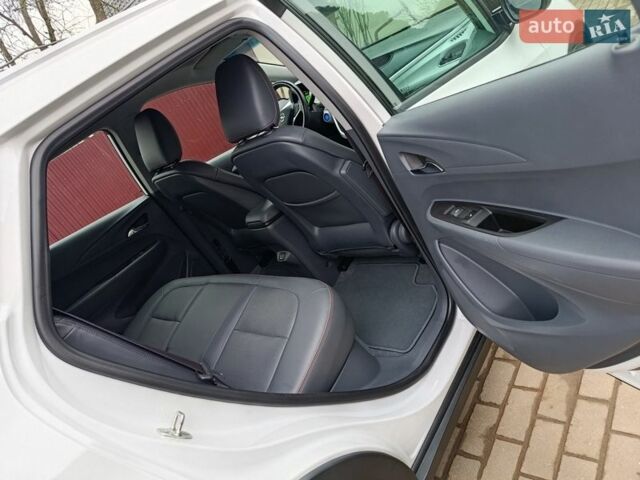 Білий Опель Ampera-e, об'ємом двигуна 0 л та пробігом 160 тис. км за 13700 $, фото 71 на Automoto.ua