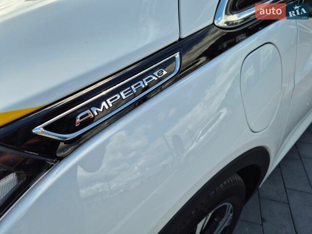 Белый Опель Ampera-e, объемом двигателя 0 л и пробегом 119 тыс. км за 14800 $, фото 40 на Automoto.ua