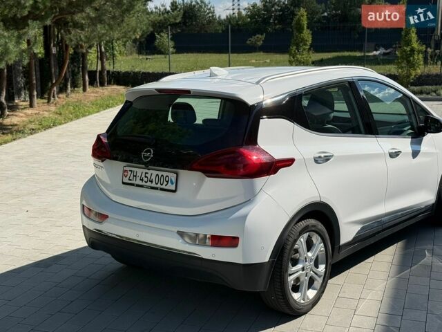Білий Опель Ampera-e, об'ємом двигуна 0 л та пробігом 120 тис. км за 12200 $, фото 4 на Automoto.ua
