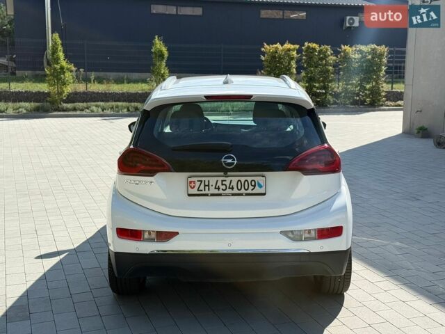 Білий Опель Ampera-e, об'ємом двигуна 0 л та пробігом 120 тис. км за 12200 $, фото 5 на Automoto.ua