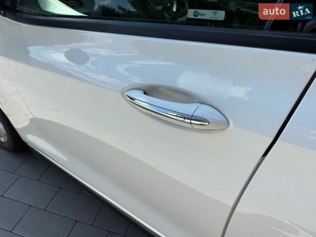Білий Опель Ampera-e, об'ємом двигуна 0 л та пробігом 120 тис. км за 12200 $, фото 15 на Automoto.ua