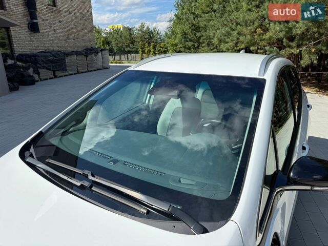 Білий Опель Ampera-e, об'ємом двигуна 0 л та пробігом 120 тис. км за 12200 $, фото 18 на Automoto.ua