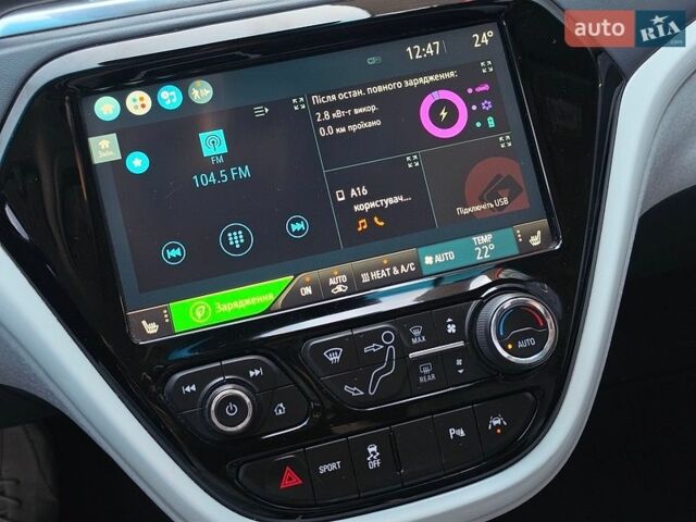 Белый Опель Ampera-e, объемом двигателя 0 л и пробегом 129 тыс. км за 14499 $, фото 36 на Automoto.ua