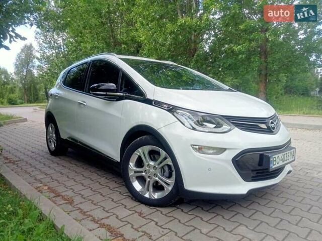 Белый Опель Ampera-e, объемом двигателя 0 л и пробегом 170 тыс. км за 15250 $, фото 5 на Automoto.ua