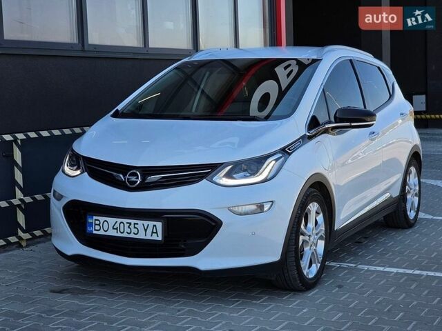 Белый Опель Ampera-e, объемом двигателя 0 л и пробегом 129 тыс. км за 14499 $, фото 13 на Automoto.ua