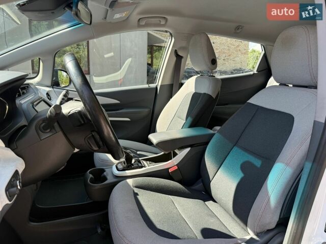 Білий Опель Ampera-e, об'ємом двигуна 0 л та пробігом 120 тис. км за 12200 $, фото 27 на Automoto.ua