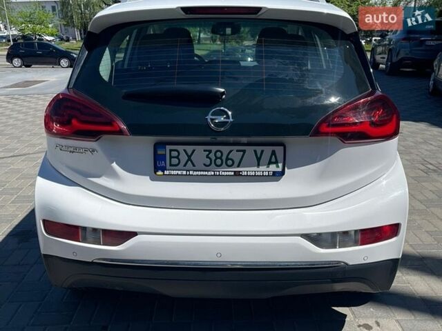 Белый Опель Ampera-e, объемом двигателя 0 л и пробегом 112 тыс. км за 15750 $, фото 3 на Automoto.ua