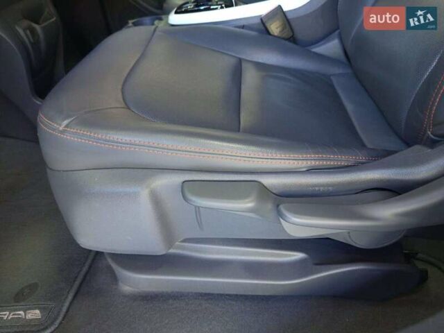 Білий Опель Ampera-e, об'ємом двигуна 0 л та пробігом 51 тис. км за 16000 $, фото 15 на Automoto.ua