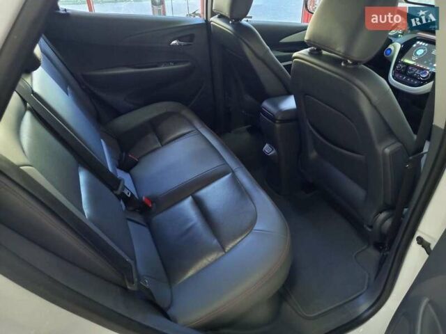 Білий Опель Ampera-e, об'ємом двигуна 0 л та пробігом 51 тис. км за 16000 $, фото 30 на Automoto.ua