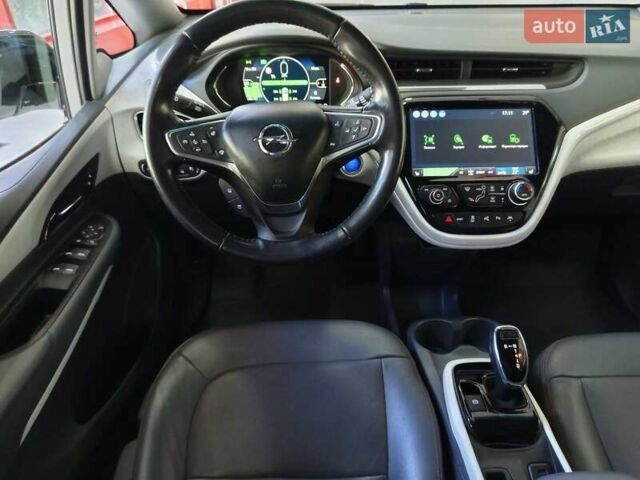 Белый Опель Ampera-e, объемом двигателя 0 л и пробегом 51 тыс. км за 16500 $, фото 46 на Automoto.ua
