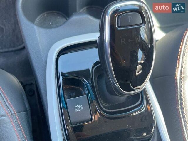 Белый Опель Ampera-e, объемом двигателя 0 л и пробегом 112 тыс. км за 15750 $, фото 14 на Automoto.ua
