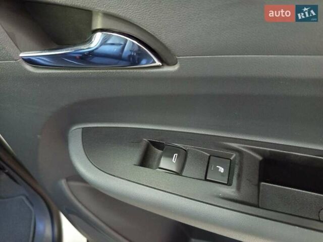 Белый Опель Ampera-e, объемом двигателя 0 л и пробегом 51 тыс. км за 16500 $, фото 34 на Automoto.ua