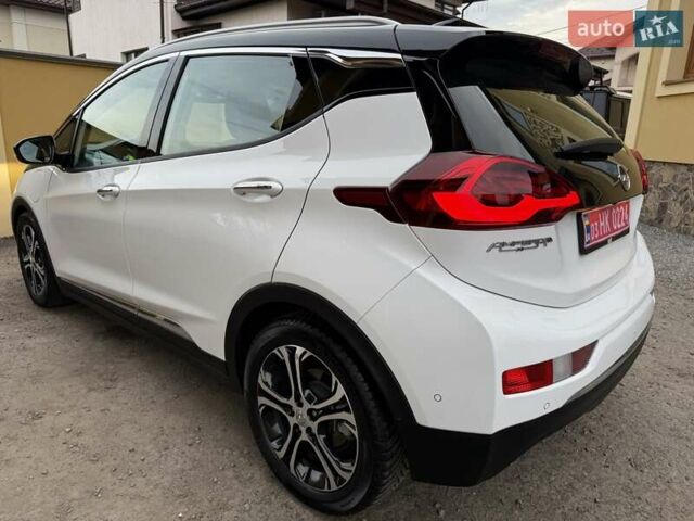 Белый Опель Ampera-e, объемом двигателя 0 л и пробегом 71 тыс. км за 14350 $, фото 7 на Automoto.ua