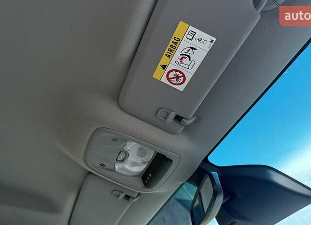 Белый Опель Ampera-e, объемом двигателя 0 л и пробегом 71 тыс. км за 14350 $, фото 124 на Automoto.ua