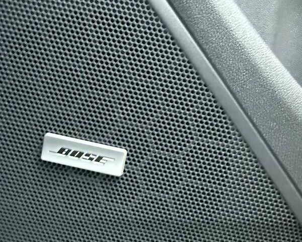 Белый Опель Ampera-e, объемом двигателя 0 л и пробегом 71 тыс. км за 14350 $, фото 122 на Automoto.ua