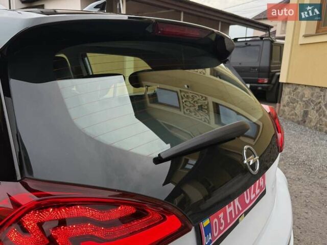 Белый Опель Ampera-e, объемом двигателя 0 л и пробегом 71 тыс. км за 14350 $, фото 27 на Automoto.ua