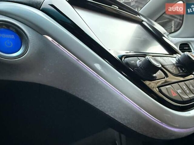 Белый Опель Ampera-e, объемом двигателя 0 л и пробегом 71 тыс. км за 14350 $, фото 76 на Automoto.ua