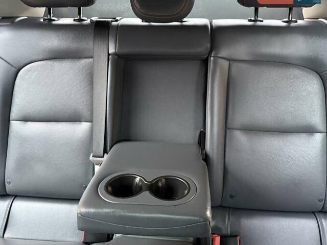 Белый Опель Ampera-e, объемом двигателя 0 л и пробегом 71 тыс. км за 14350 $, фото 52 на Automoto.ua