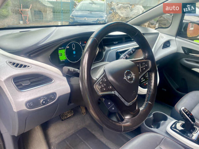 Черный Опель Ampera-e, объемом двигателя 0 л и пробегом 186 тыс. км за 15600 $, фото 28 на Automoto.ua