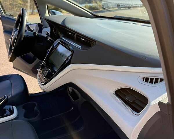 Чорний Опель Ampera-e, об'ємом двигуна 0 л та пробігом 136 тис. км за 14999 $, фото 6 на Automoto.ua