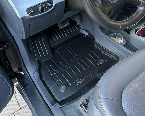 Черный Опель Ampera-e, объемом двигателя 0 л и пробегом 170 тыс. км за 15100 $, фото 11 на Automoto.ua