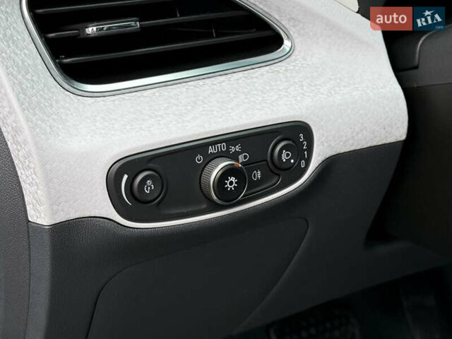 Черный Опель Ampera-e, объемом двигателя 0 л и пробегом 160 тыс. км за 13900 $, фото 37 на Automoto.ua