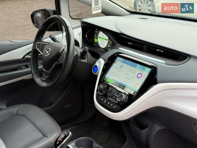 Черный Опель Ampera-e, объемом двигателя 0 л и пробегом 160 тыс. км за 13900 $, фото 58 на Automoto.ua