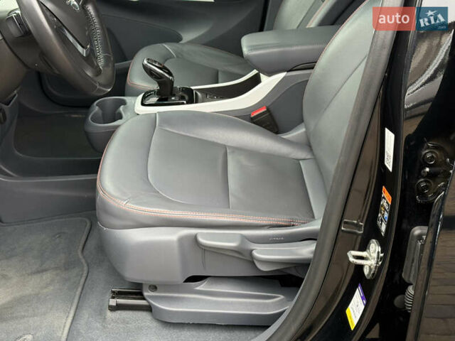 Черный Опель Ampera-e, объемом двигателя 0 л и пробегом 160 тыс. км за 13900 $, фото 38 на Automoto.ua