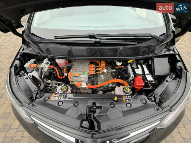 Черный Опель Ampera-e, объемом двигателя 0 л и пробегом 160 тыс. км за 13900 $, фото 60 на Automoto.ua