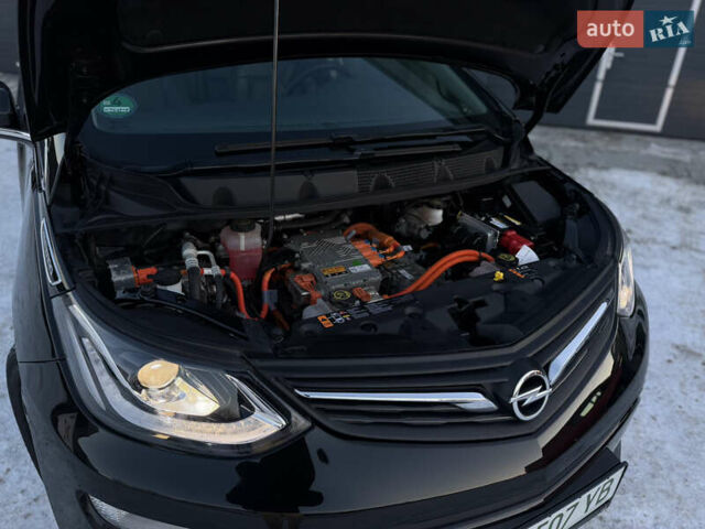 Черный Опель Ampera-e, объемом двигателя 0 л и пробегом 68 тыс. км за 13999 $, фото 26 на Automoto.ua