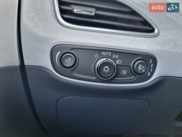 Черный Опель Ampera-e, объемом двигателя 0 л и пробегом 52 тыс. км за 15850 $, фото 47 на Automoto.ua