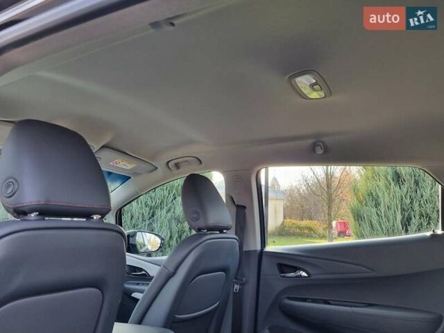 Черный Опель Ampera-e, объемом двигателя 0 л и пробегом 52 тыс. км за 15850 $, фото 24 на Automoto.ua