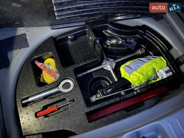 Черный Опель Ampera-e, объемом двигателя 0 л и пробегом 94 тыс. км за 15700 $, фото 22 на Automoto.ua
