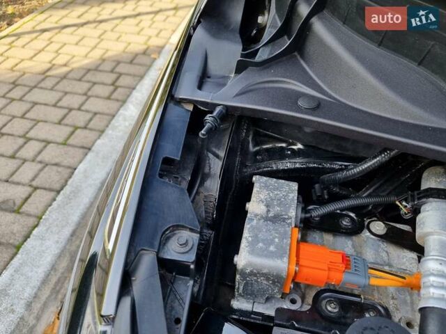 Черный Опель Ampera-e, объемом двигателя 0 л и пробегом 52 тыс. км за 15850 $, фото 41 на Automoto.ua