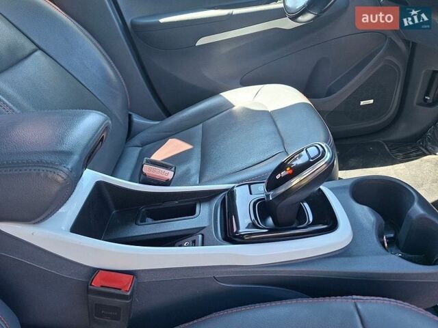 Черный Опель Ampera-e, объемом двигателя 0 л и пробегом 75 тыс. км за 15900 $, фото 31 на Automoto.ua
