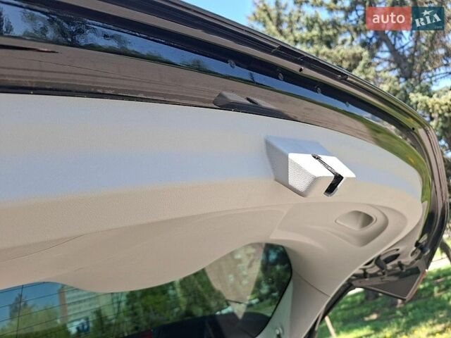 Черный Опель Ampera-e, объемом двигателя 0 л и пробегом 75 тыс. км за 15900 $, фото 46 на Automoto.ua