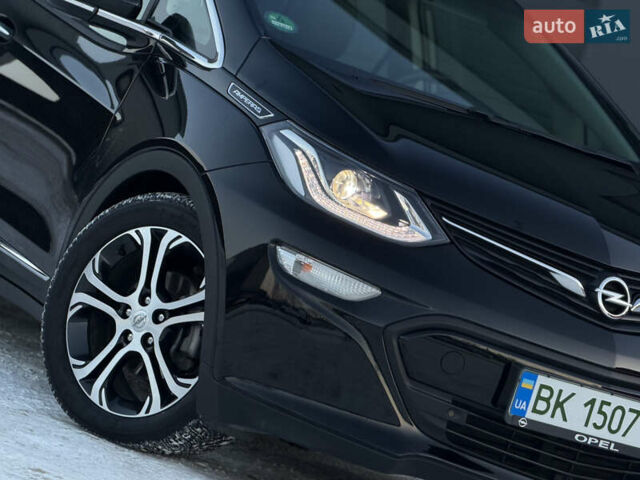 Черный Опель Ampera-e, объемом двигателя 0 л и пробегом 68 тыс. км за 13999 $, фото 9 на Automoto.ua