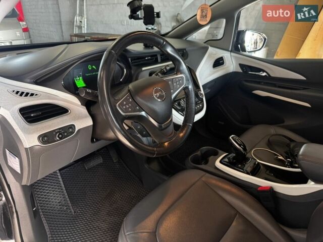 Чорний Опель Ampera-e, об'ємом двигуна 0 л та пробігом 102 тис. км за 16800 $, фото 18 на Automoto.ua