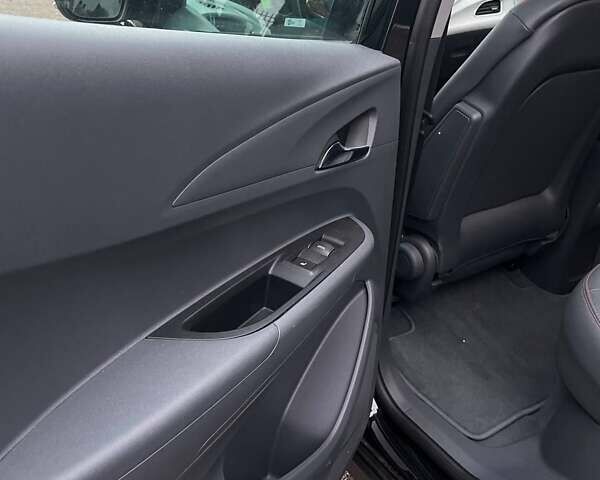 Черный Опель Ampera-e, объемом двигателя 0 л и пробегом 45 тыс. км за 15200 $, фото 19 на Automoto.ua