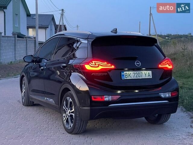 Черный Опель Ampera-e, объемом двигателя 0 л и пробегом 94 тыс. км за 15700 $, фото 6 на Automoto.ua