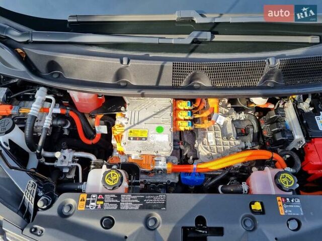 Черный Опель Ampera-e, объемом двигателя 0 л и пробегом 52 тыс. км за 15850 $, фото 40 на Automoto.ua