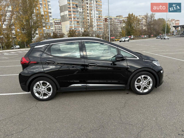 Черный Опель Ampera-e, объемом двигателя 0 л и пробегом 135 тыс. км за 15750 $, фото 12 на Automoto.ua